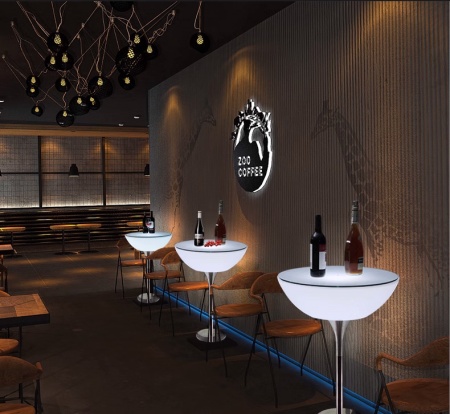 Комплект светящейся мебели Стол+2 стула V9 Комплект светящейся мебели Стол+2 стула V9