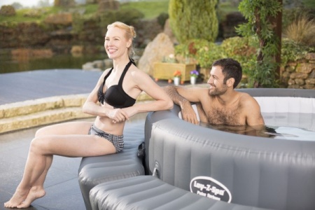 Bestway 58432 BW Надувная скамейка для СПА бассейнов, 198х40х40см Bestway 58432 BW Надувная скамейка для СПА бассейнов, 198х40х40см